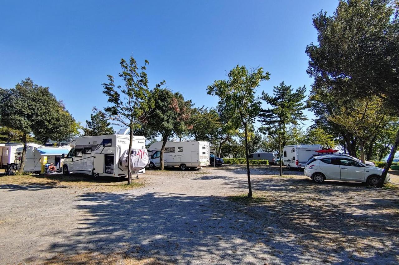 Camping Village Mare Pineta Sistiana Εξωτερικό φωτογραφία